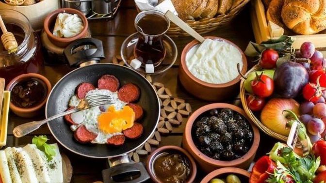 Sabah kahvaltı masasının olmazsa olmazı hangisi?