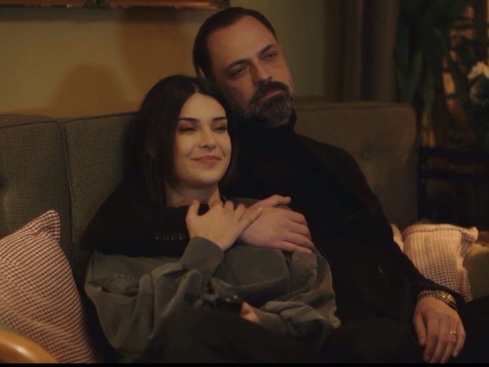 Sadece film izleyeceğiz “ diyen sevgiline inanır mısın?