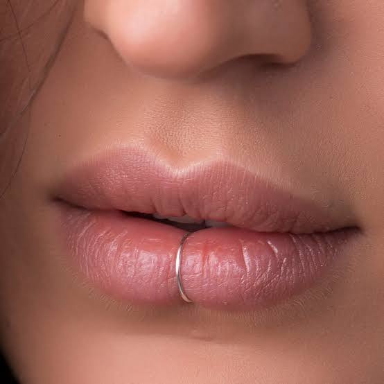 Sizce fake dudak piercing alayım mı?