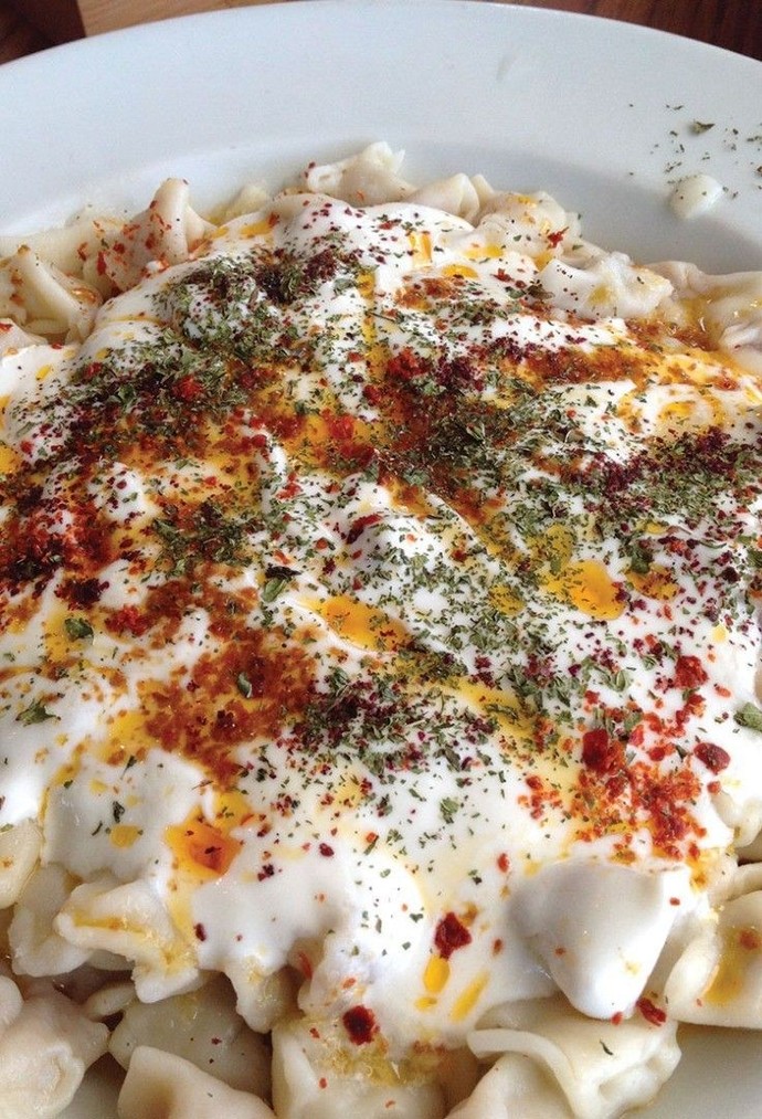 Ahh bayılırım. heleki bol yoğurtluysa yenur😋