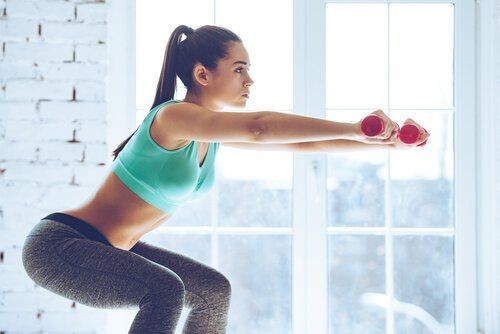 Spor yaparken şınav mı mekik mi kaslarını daha fazla ağrıtır?