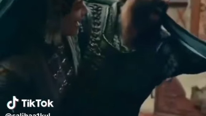 Noel babaya / Noel anneye ihtiyacınız var mı 👇😅🎅🧑‍🎄 ?