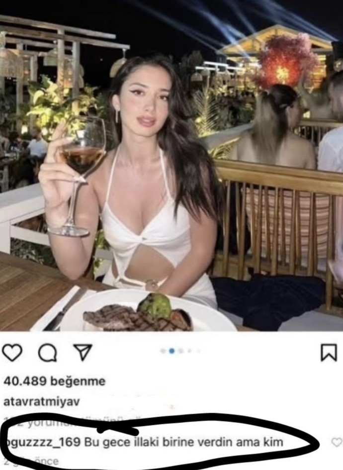 Erkekler güzel bir kadın görünce bunumu dusunuyorsunuz😂😂😂?