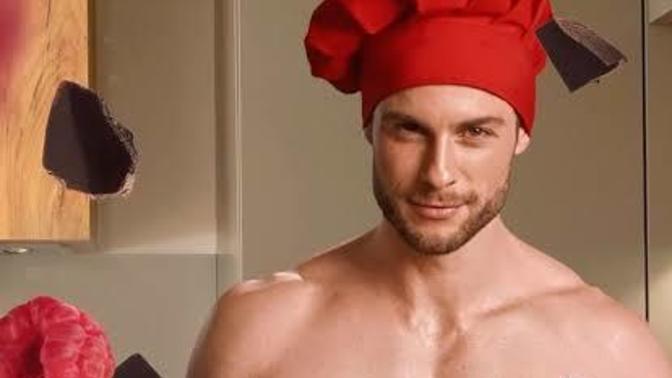 Biscolata fabrikalarında gerçekten de biscolata erkekleri çalışıyordur değil mi💅?