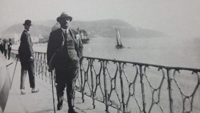 ''29 harf boyunca seviyordum, 28'e düştü'' cümlesi size neyi çağrıştırıyor?