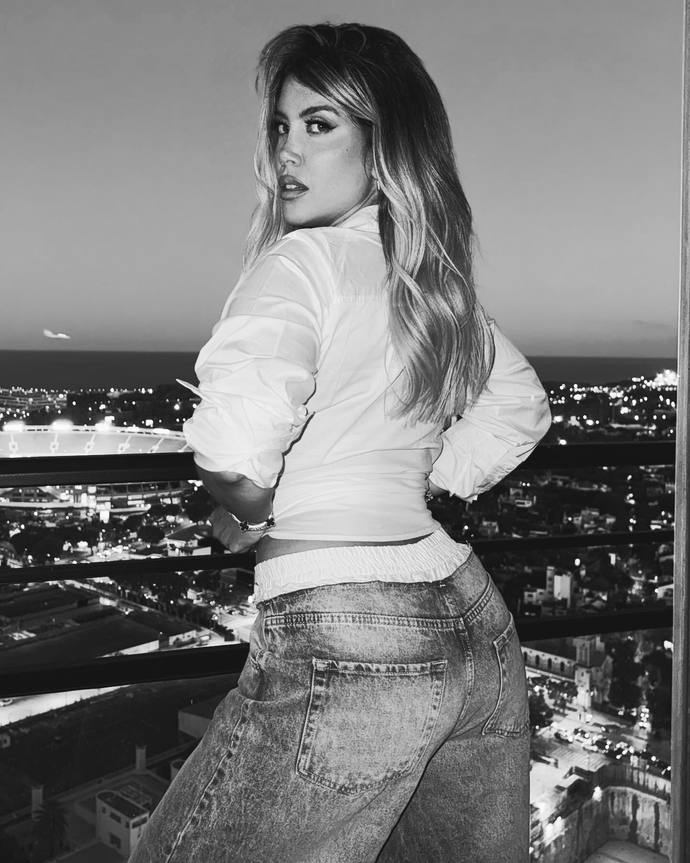 Wanda nara sizce seksi mi?