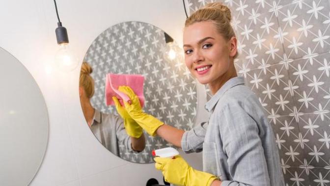 Banyo aynasındaki su lekeleri nasıl iz bırakmadan temizlenir?