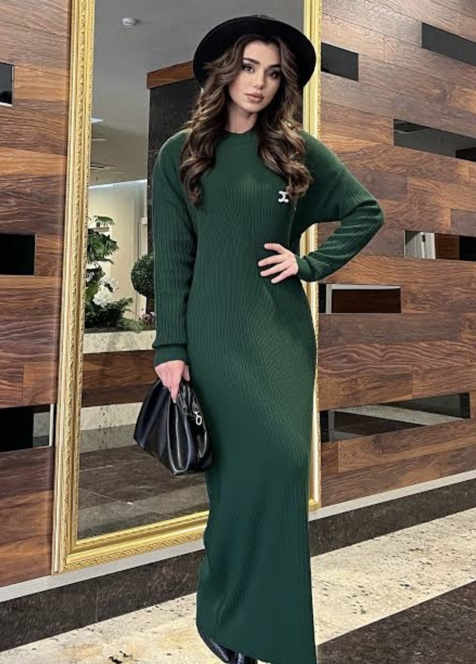 Üniversitede açık birinin bu tarz kapalı kıyafetler giymesi garip karşılanır mı dürüst olun?