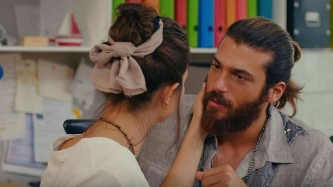 İş yeri aşkına sıcak bakar mısınız?