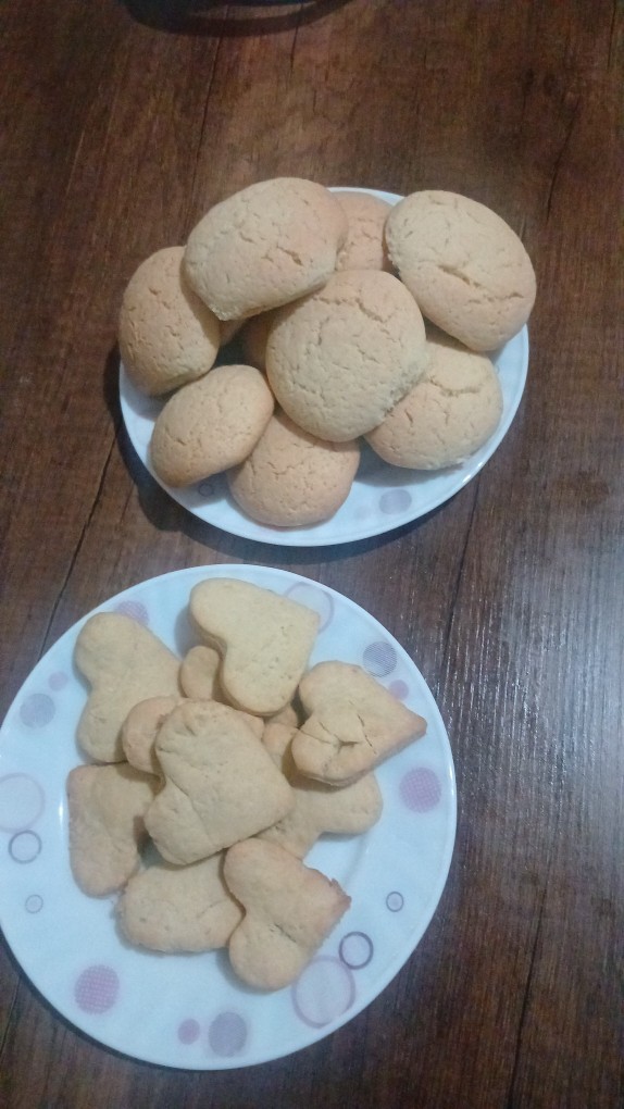 Kurabiye yaptım sizce hangisi tuzlu hangisi tatlı 😃?