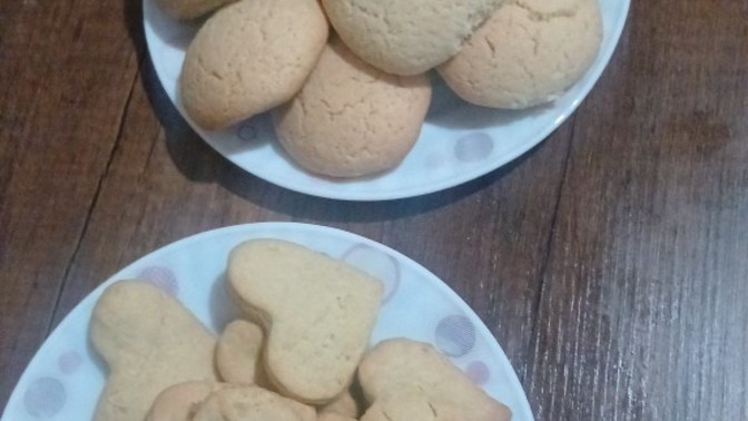 Kurabiye yaptım sizce hangisi tuzlu hangisi tatlı 😃?