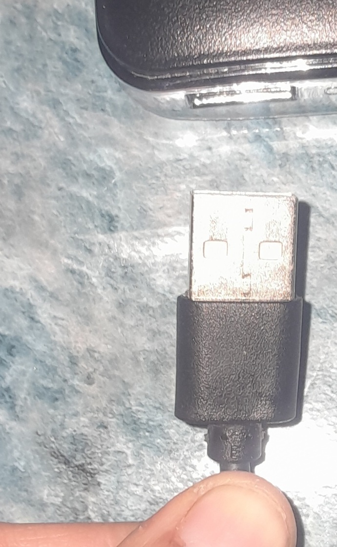Bu kablo powerbanka uyarmı?
