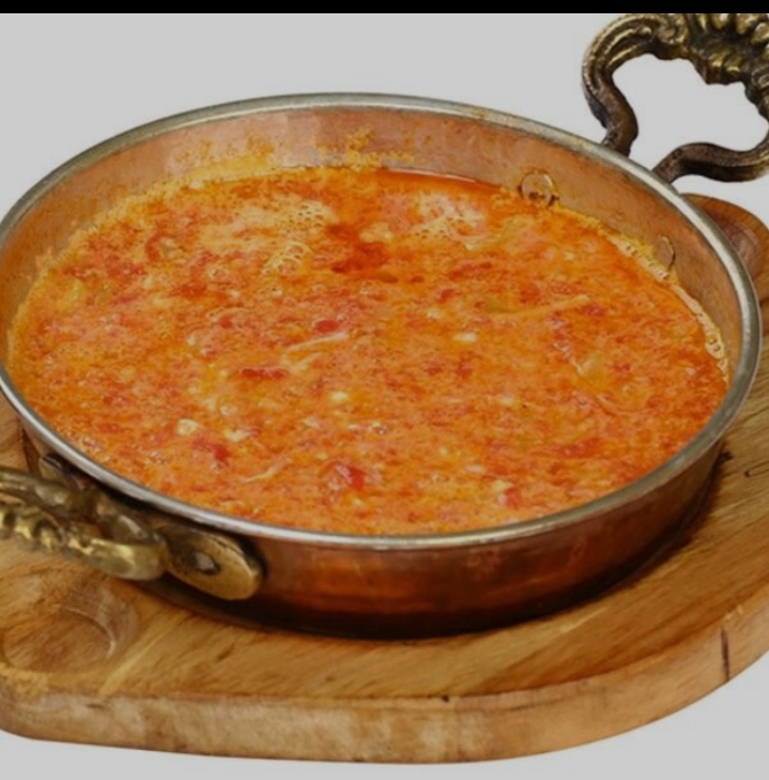 Hakiki menemen soğanlı mı olur soğansız mı?