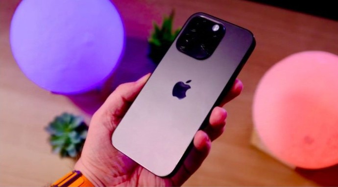İPhone telefon almak paranızın değerini korumak için az da olsa avantajlı mı?