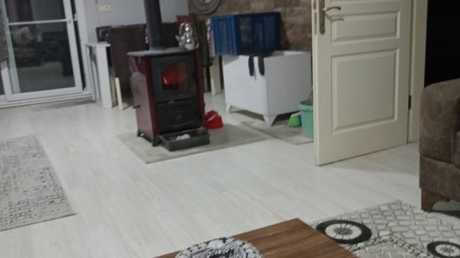 Dağ evinde var mı böyle çay keyfi yapan?