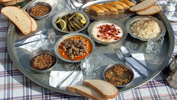 Hiç yer sofrasında yemek yediniz mi?