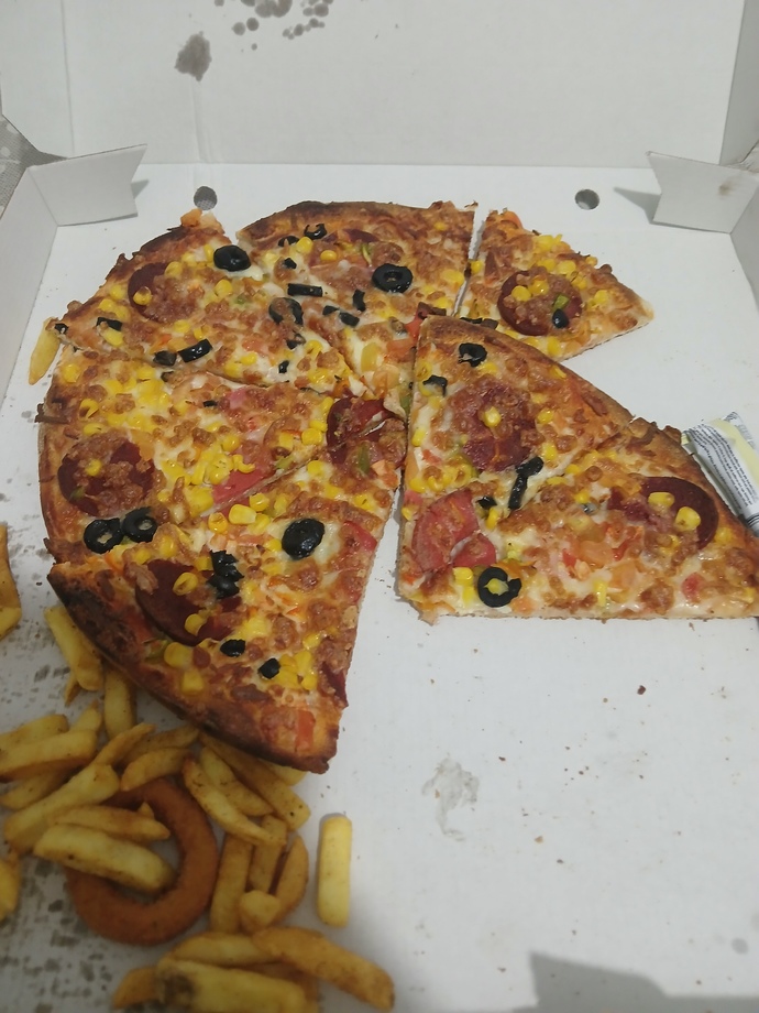Bu saatte pizza yer misiniz?
