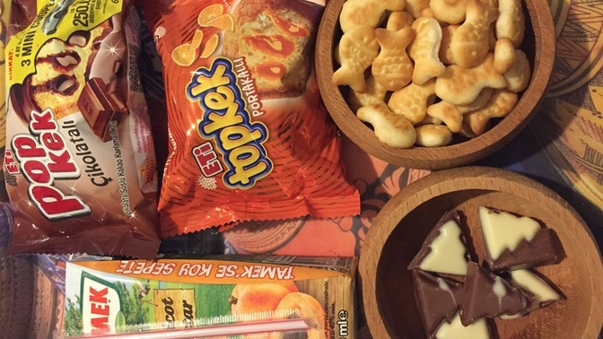Top kek mi pop kek mi?