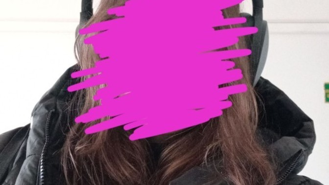 Kulaklık arasındaki boşluk çok göze batıyor mu?