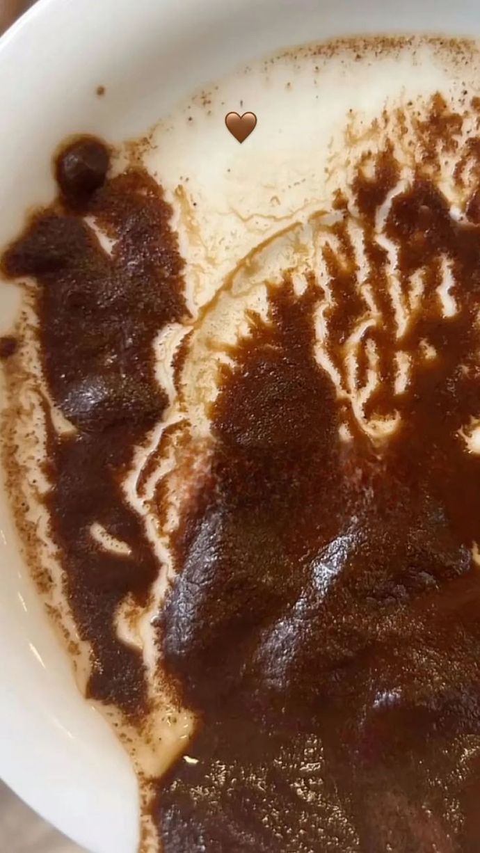 Kahve falı baktıran veya anlayan var mı?