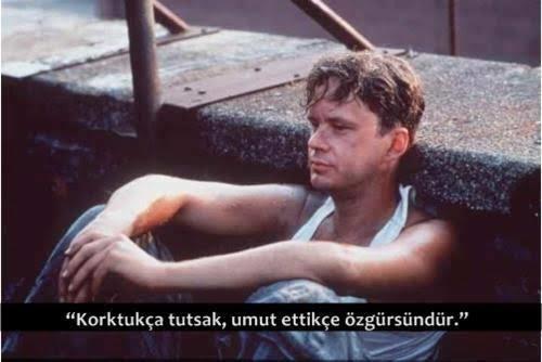İnsan korktukça tutsak, umut ettiğini kadar özgür müdür?