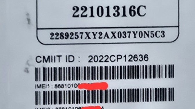 Merhaba arkadaşlar interneten orjinal garantili diye aldığım telefon?