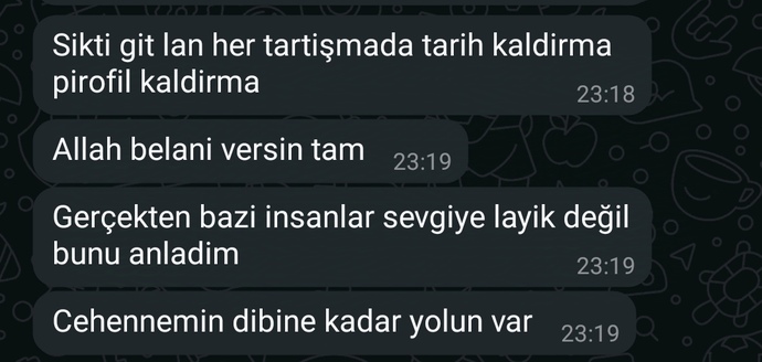 Sevgilini size böyle yazsa hala konuşmayw devam eder misiniz?