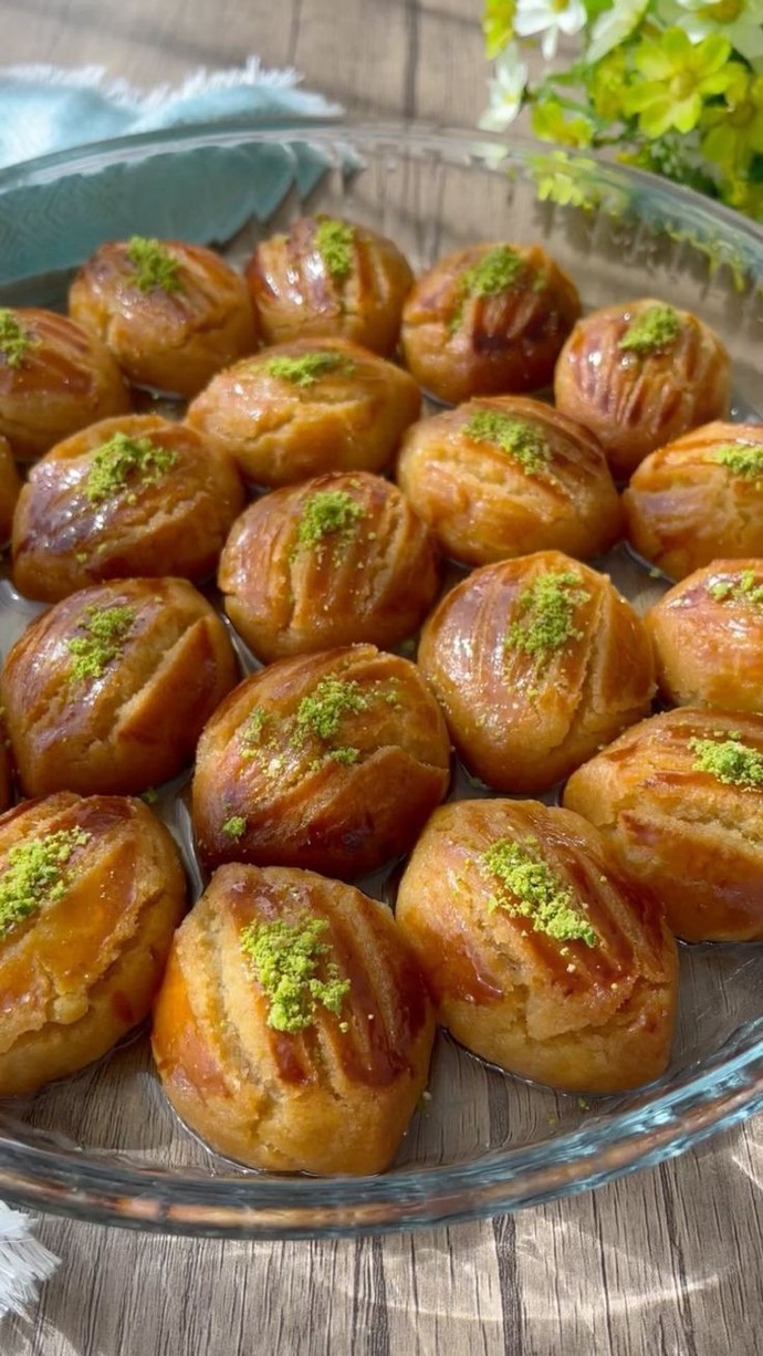 kaymaklı dondurma ile yenildiğinde tadından yenmeyen tatlı şekerpareee🤤😋