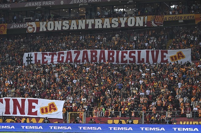 Yarın sınıfımızın münazara yarışması var pankart üstüne yazılacak yazı önerileri verir misinizz?
