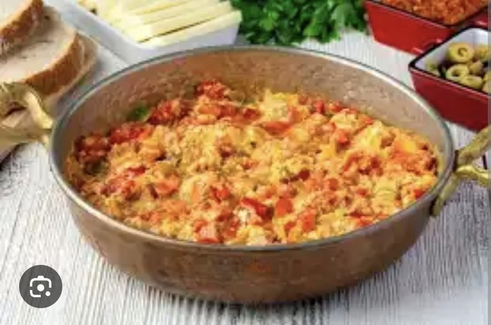 Menemen soğanlı mı olur soğansızmı?