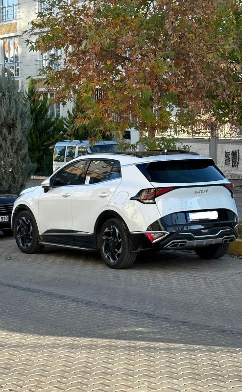 Kia Sportage için için kapora verdim. Kullanan var mı, iyi midir?