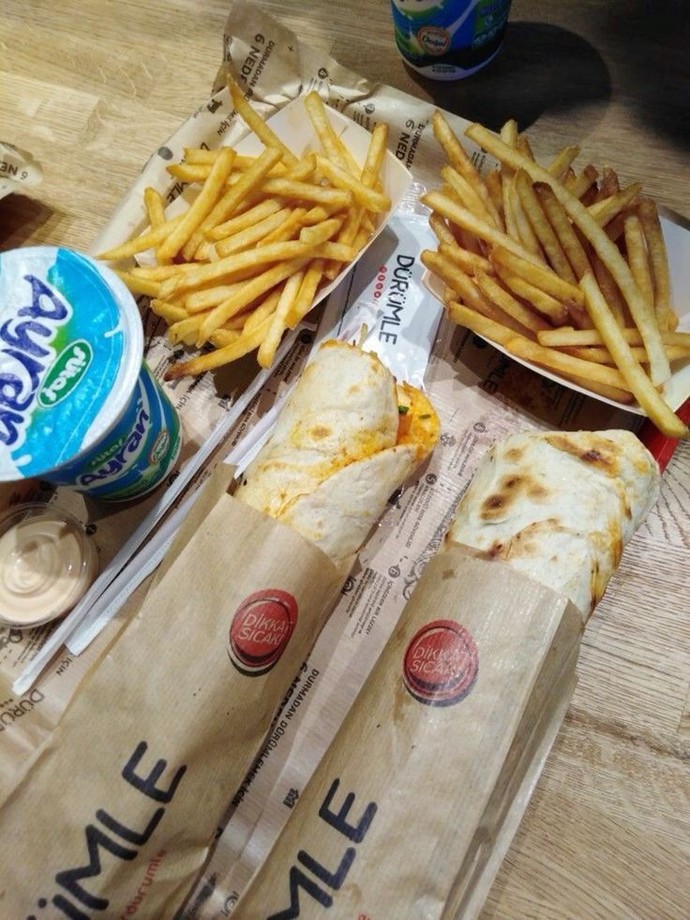 Çok severimmm.. ayranla birlikte çok güzel oluyor 🤤🤤😋