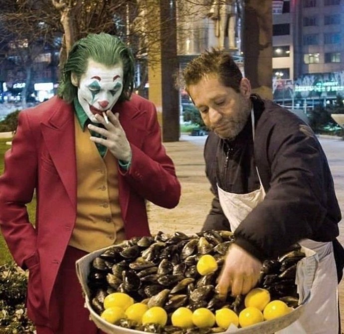 Bir markete girseydim sizi hangi ürün (fast food) olarak görürdüm söyliyim mii?
