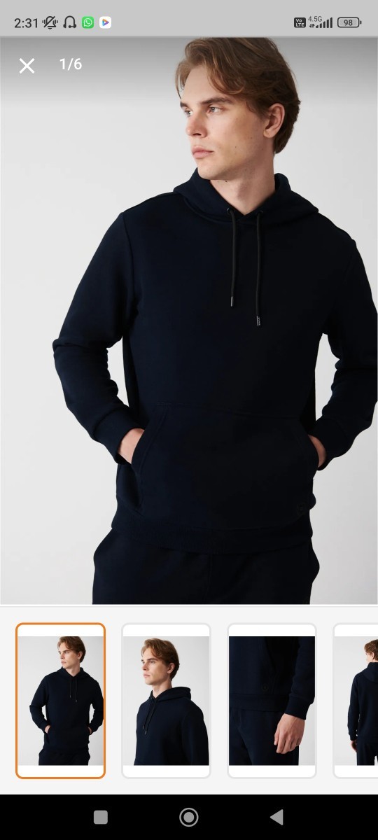 Erkek arkadaşıma nasıl sizce? Her erkeğin seveceği sweatshirt mi sizce? Rengi lacivert?