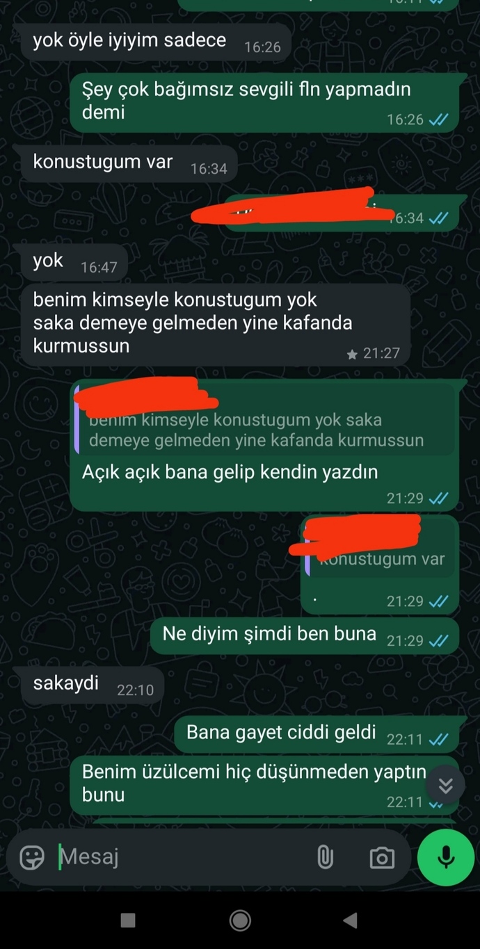 Bunu diyen erkek ne yapmaya çalışıyor?