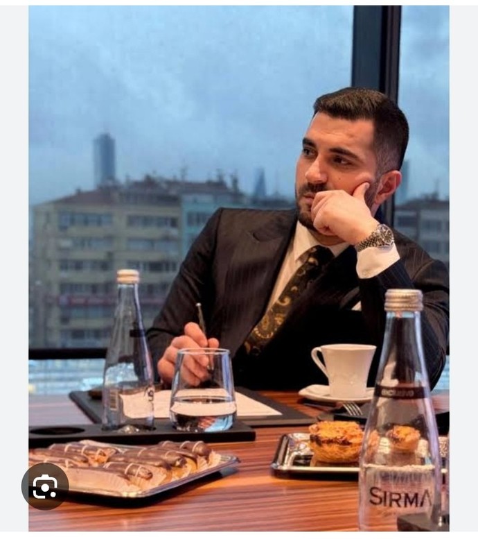 İş adamları çok çekici değil mi sizce?