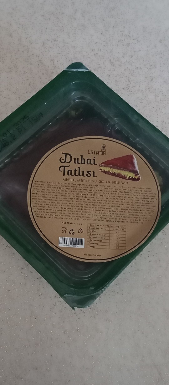 Dubai tatlısı aldım yer misiniz?