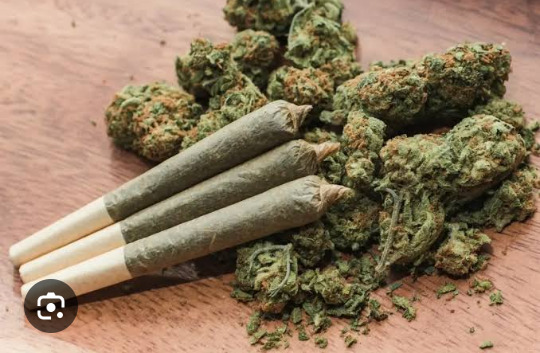 KScanlar esrarın yasallaştırılması esrarengiz bir olay değil mi💣🖤🤍🚬?