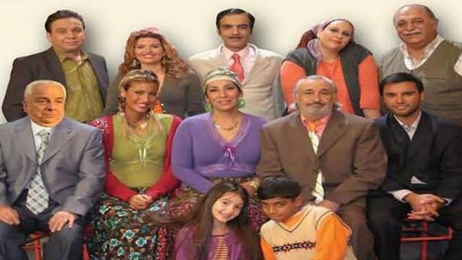 Çocukluğumuza ait hangi diziyi daha çok seviyorsunuz cennet mahallesi mi akasya durağı mı?
