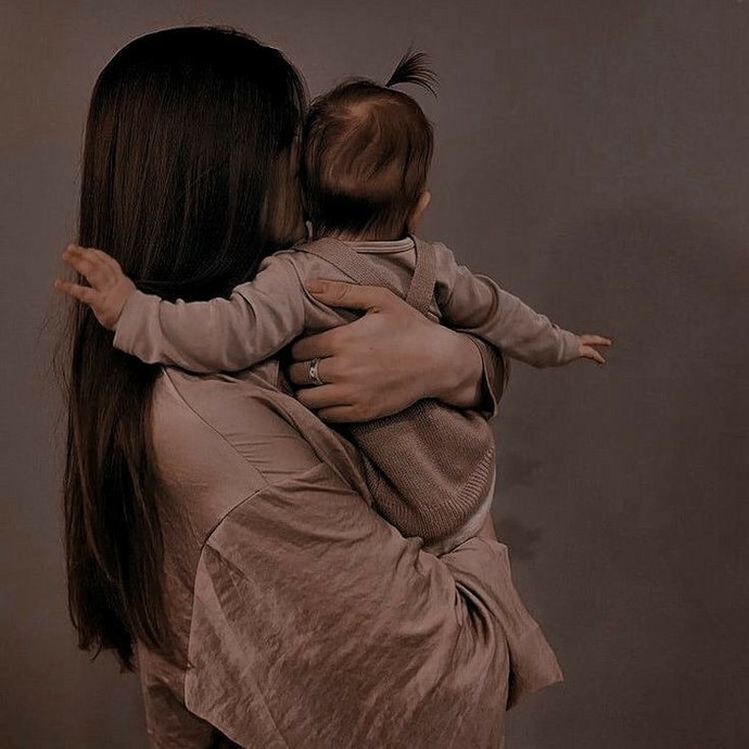 Erkekler, baba olduktan sonra eşlerine karşı daha farklı bir yaklaşım sergiler mi?
