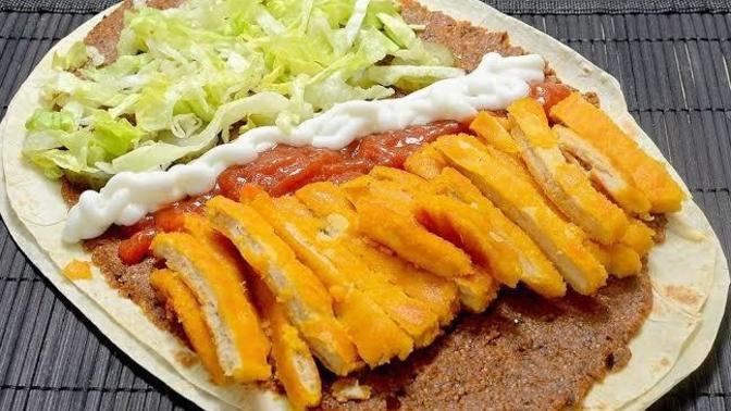 Şinitzelli çiğ köfte hiç yediniz mi?