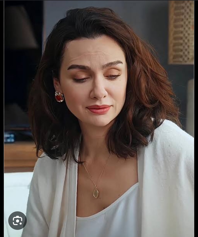 Yalnızım dostlarım...