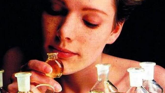 Afrodizyak parfümlerin etkisi var mı?