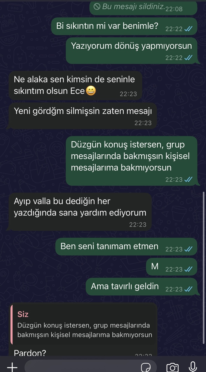 Sizcw sınıf arkadaşım bana saldırmıyor mu?