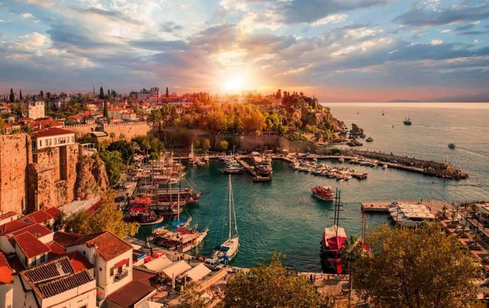 Antalyalılar gösterin bakalım kendinizi?