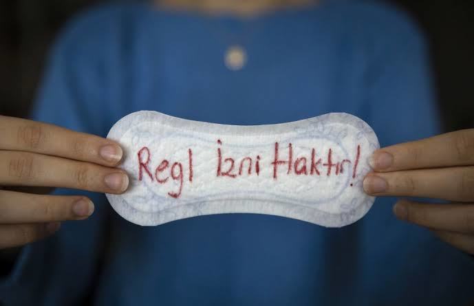 Regl döneminde kadın çalışanlara 1 hafta tatil ve hediye paketi verilse sizce güzel olmaz mı?