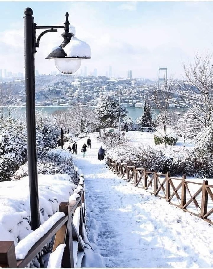 Toplum olarak sizce değişkenlik gösteriyor muyuz?