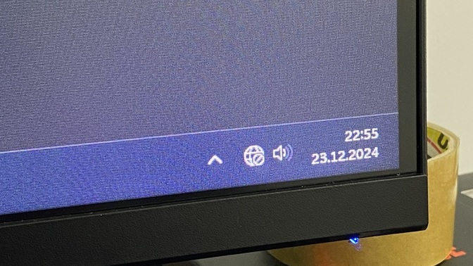 Monitör üm tam ekran olmuyor?