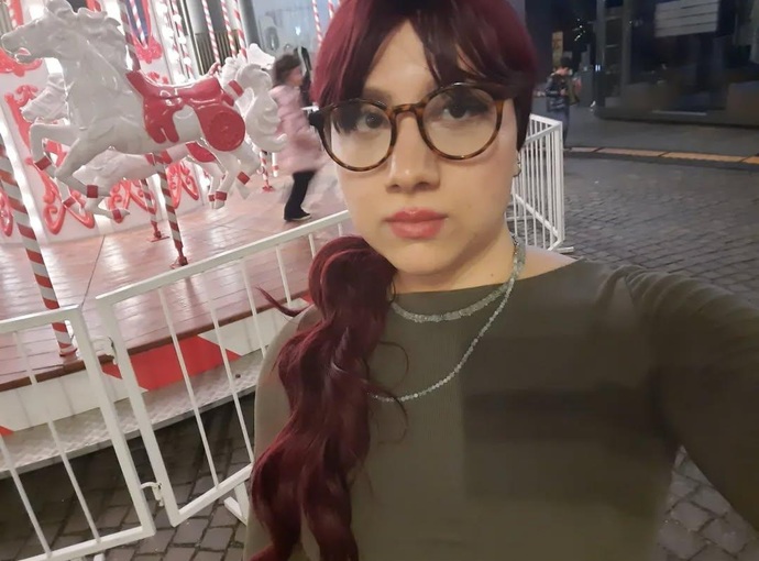 Sizinle atlıkarıncaya biner miydim söylim mi?
