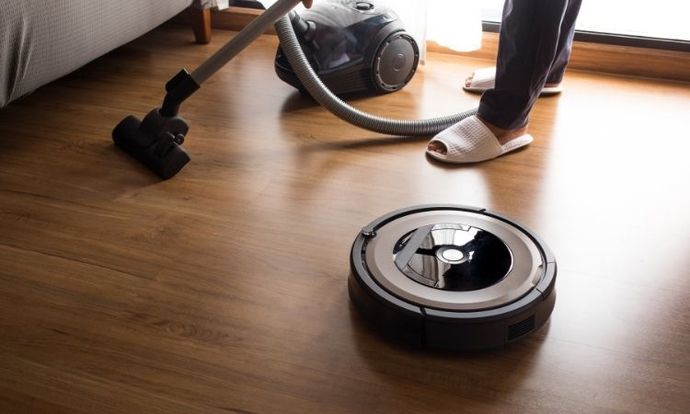 Robot süpürge mi yoksa klasik süpürge mi daha kullanışlı?